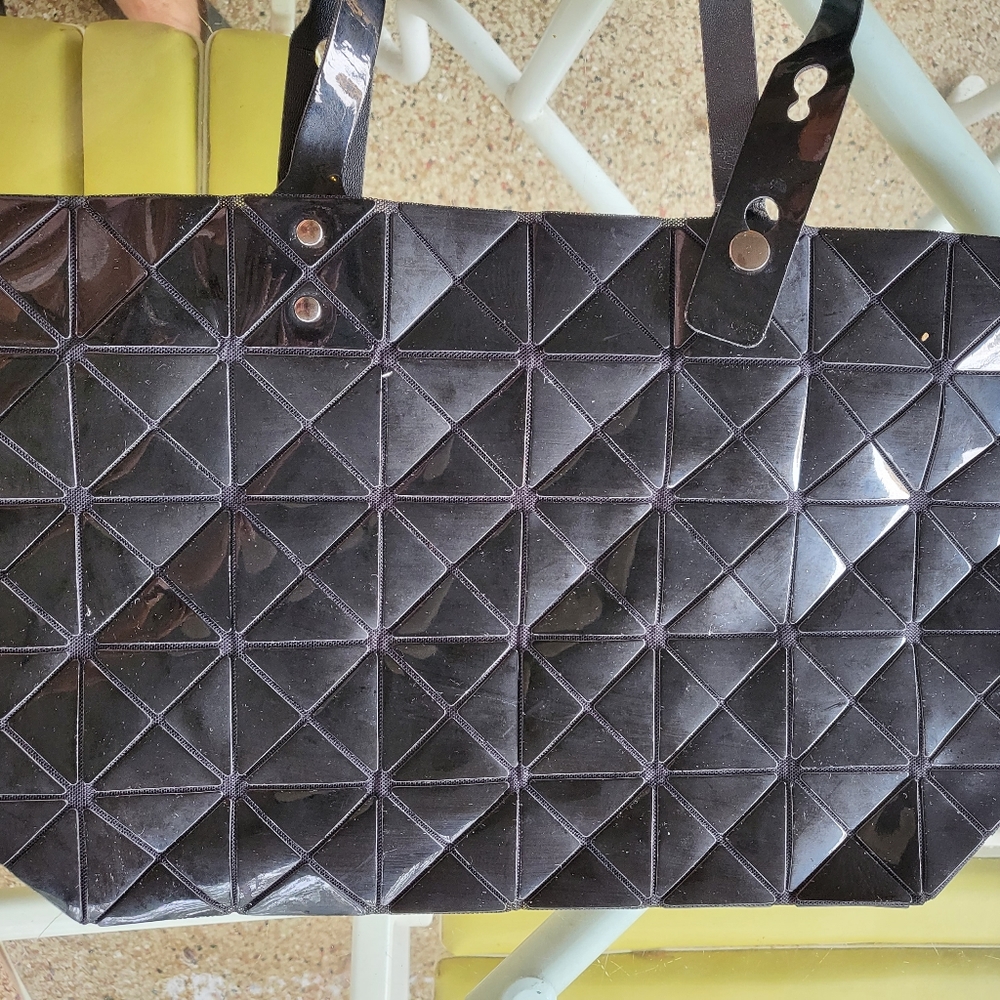 Faux Bao Bao Issey Miyake style - Prism Polarization shiny black vinyl handbag